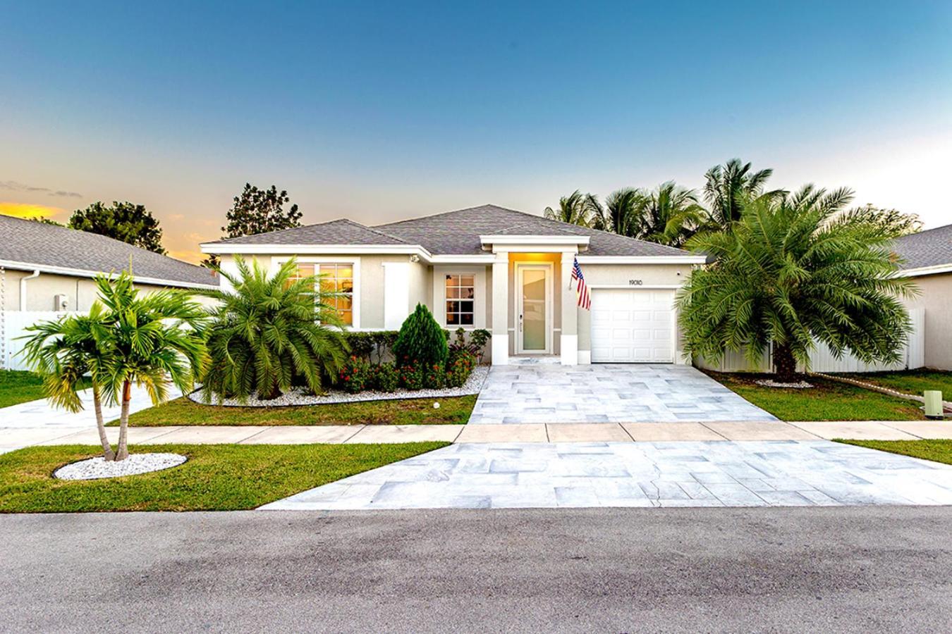 Lux Backyard/Heated Pool/Everglades/Speedway/Keys! 迈阿密 外观 照片